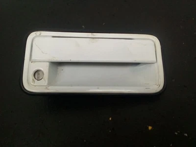 Manija de puerta delantera derecha pasajero Cadillac Escalade 99-00 OEM 15742230 Foto 1 de 4