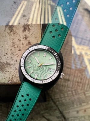 Bulova Snorkel Windup NYC Edición Limitada con extras Foto 1 de 4