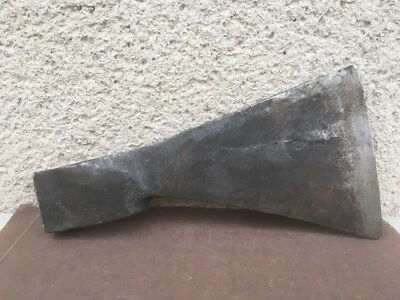 Ancien fer de hache / Fer forgé / Abattage / Bûcheron / Outils anciens - Photo 1/4