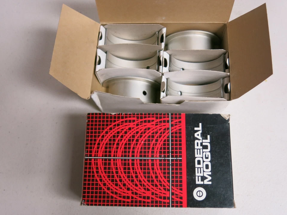 NOS Sealed Power Engine Crankshaft Main Bearing Set fits Datsun, Nissan (7139M) - Image 1 of 2