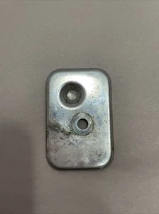 Yard Machine Push Mower 20" 140cc Breather Cover Plate - Picture 1 of 2