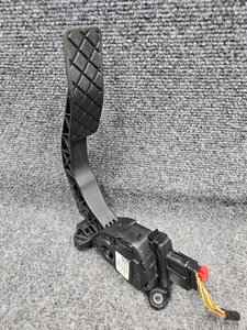 2008-16 AUDI S5 4.2 V8 FRONT FLOOR THROTTLE ACCELERATOR GAS PEDAL W/ SENSOR OEM - Picture 1 of 6