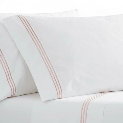 Fundas de almohada Pottery Barn King 2 piezas bordadas borde rosa blanco percal algodón Foto 1 de 4