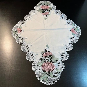 Vintage Floral Embroidered Lace Table Accent Doily Runner Cottagecore Granny - Picture 1 of 3