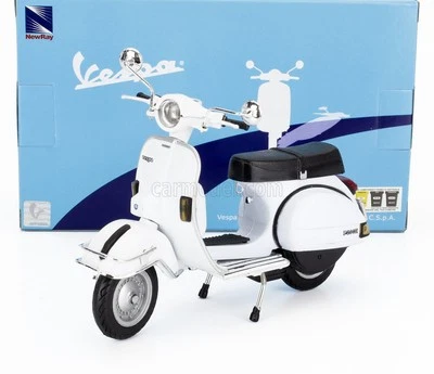 MODELLINO MOTO STATICO NEWRAY PIAGGIO VESPA P200E 1978 BIANCO SCALA 1/12 - Immagine 1 di 4