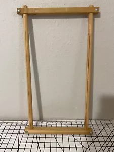 Needlework Wood Scroll Frame 20 inch hold capacity 9 inch scroll - Picture 1 of 5