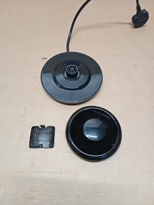 CALDERA INALÁMBRICA BREVILLE VKT221 BOLD 1.7L 3KW negra, BASE DE REPUESTO, TAPA, FILTRO Foto 1 de 3