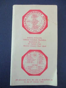 Indiana University Hoosiers 1975 FB & BB Schedule Coin Bob Knight Lee Corso - Foto 1 di 5