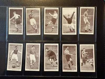 Churchman - Association Footballers - 2nd series of 50 cigarette cards - vgc - Image 1 of 4
