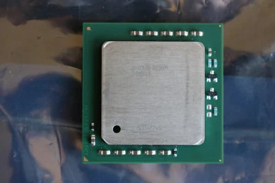 INTEL SL72G XEON CPU 3.06GHZ - Image 1 of 2