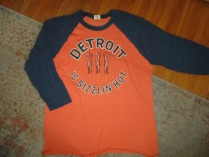 DETROIT IS SIZZLIN' HOT T SHIRT Ringer Jersey TIGERS Bacon On Stick Homage XL - Picture 1 of 4