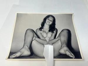 Vintage 1970’s Girl Pretty PIN UP Risque Nude Original Girlie Glamour Photo #424 - Picture 1 of 1
