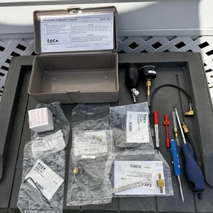 Schneider Electric TAC Kit di utensili per calibrazione pneumatici Tool-95-1 - Foto 1 di 14