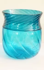 VENINI Murano Art Glass Vase signed 1996 8" x 8" Hand Made in Italy - Picture 1 of 1