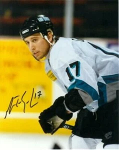 Martin Gendron LV Thunder Color Autographed 8x10 - Picture 1 of 2