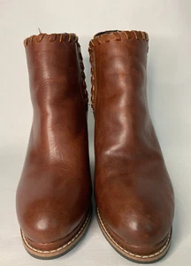 Ariat Belle Western Wedge Boot Bootie with Whipstitch detail Size 6.5 B - Picture 1 of 9