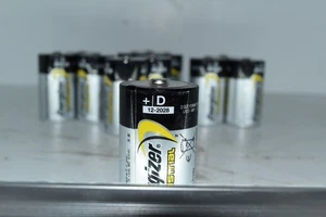 12 D Batteries Energizer Industrial Exp December 2028 Battery New Open Box - Picture 1 of 6