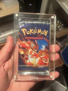 1999 VTG Pokémon Base Foil Pack 1st Edition Charizard Spanish Sealed HEAVY 21g - Picture 1 of 15