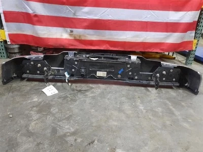 Parachoques trasero cromado para camioneta Ford F350 Super Duty 2017-2020 OEM Foto 1 de 4