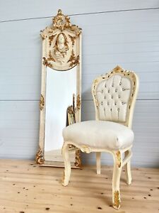 Lustro podłogowe Nostalgiczny barok Styl postawy Ręcznie robione lustro Beżowe do wystroju domu