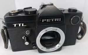 Rara fotocamera reflex pellicola 35 mm M42 Petri TTL anni '70 - M42 - nera - Foto 1 di 1