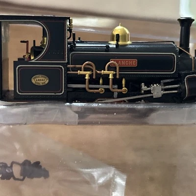 Bachmann calibre estrecho Penrhyn Mainline Hunslet negro, rojo, azul y dorado. Sonido Foto 1 de 4