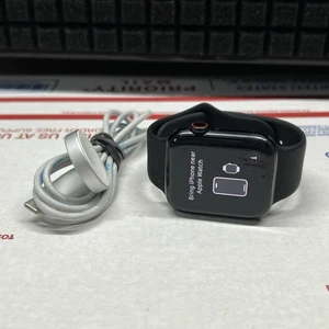Apple Watch SE (2e génération) 44 mm minuit aluminium GPS + cellulaire - débloqué - Photo 1 sur 7