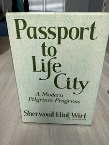 Passport to Life City by Sherwood Eliot Wirt 1st First Edition Hardcover Book DJ - Foto 1 di 6
