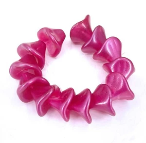 12 Czech Pressed Glass Three Petal Flower Beads Coated - Satin Magenta 12mm - Picture 1 of 4