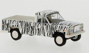 Brekina 19817 - 1/87 Jeep Gladiator A, White, Safari, 1964 - New