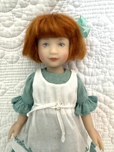 Heather Maciak 2016 UFDC 8"" VINYL EMILY DOLL LE 900. Signiert! - Bild 1 von 6