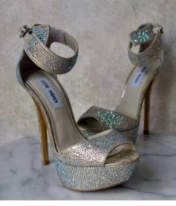 👠😎🩶 Steve Madden Carrie plataforma plateada 5,5” tacón de aguja pedrería talla 5,5 - Imagen 1 de 6