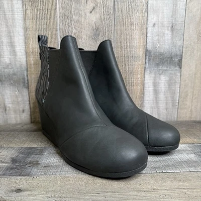 Botas Chelsea Femininas Toms Preto Kelsey Brilhante Zebra Wegde Tamanho 11 M Excelente Estado Usado - Imagem 1 de 4