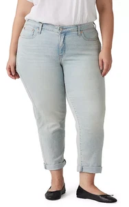 Levi's KIND WORDS-LIGHT WASH Women's Plus Size Boyfriend Mid-Rise Jeans, US 20W - Picture 1 of 4