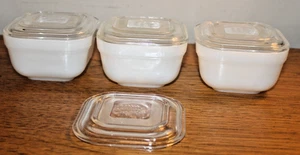 Juego de 3 platos para refrigerador Fire King Balkan Yogurtera Vidrio con leche con tapas - Imagen 1 de 9