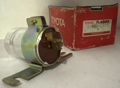 Toyota Flasher Turn Signal NOS Part No. 81980-20060 for Land Cruiser 1980 – 1984 - Image 1 of 4