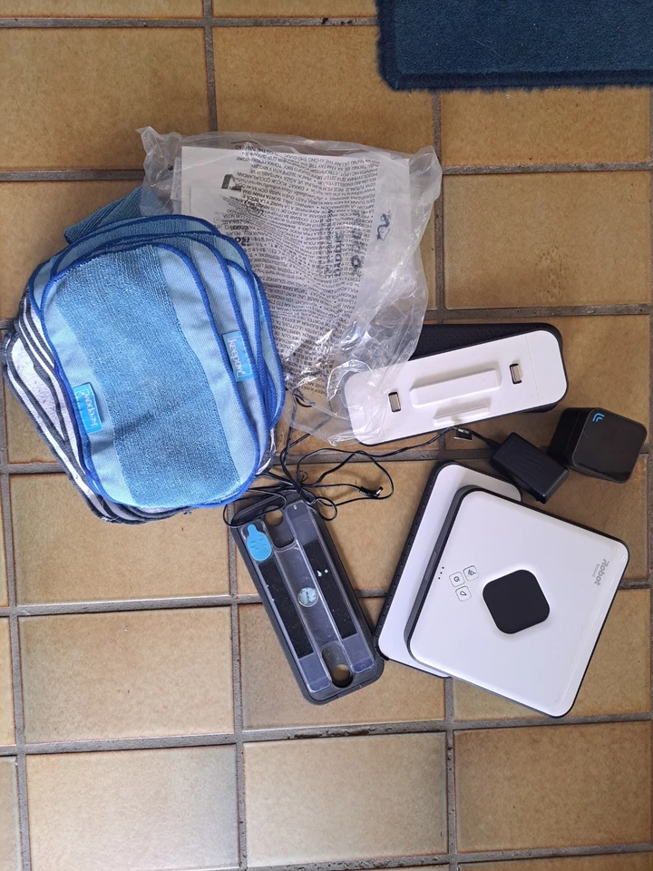 iRobot Braava Wischroboter  Modell 390t (Defekt)  - Bild 1 von 1