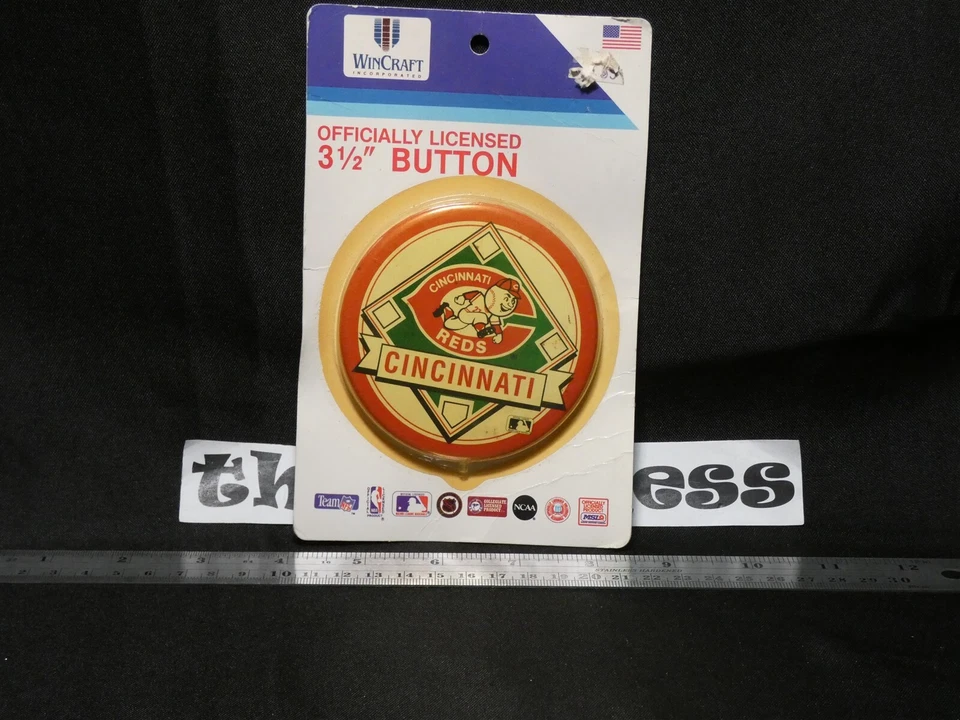 NIP Vintage Licensed WinCraft Cincinnati Reds 3.5" Button Pinback MLB Baseball - Image 1 of 1