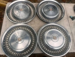 Cadillac 1971-72 Deville Fleetwood 15" Hub Cap Wheel Cover Set Of Four OEM - Picture 1 of 22