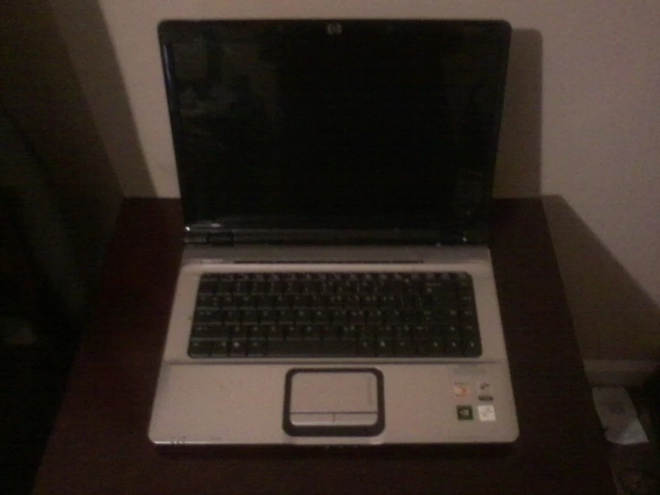 HP Pavilion Dv6000: dv6119us - (No HD) 15.4" - Image 1 of 1