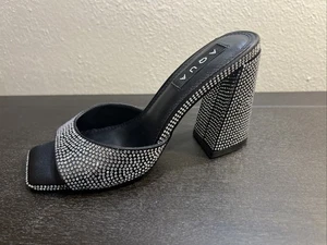 AQUA Bloomindales DAISY Black Satin/Stones Heels 5.5 NEW NIB - Picture 1 of 7