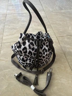 Bolso Pochette Lesportsac Japón Exclusivo Reefur Leopardo Foto 1 de 4