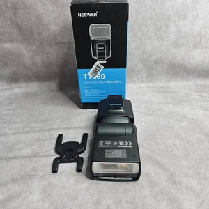 Neewer TT560 Flash Speedlite for Canon Nikon Sony Panasonic Olympus Pentax DSLR - Picture 1 of 18