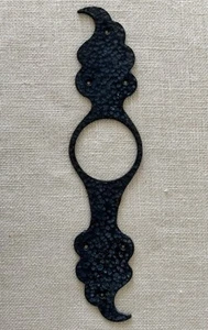 Arts & Crafts Schlage latón martillado decorativo perilla de puerta placa trasera - Imagen 1 de 5