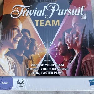 Trivial Pursuit Team Edition Game Hasbro 2009 Adult New Sealed Board game - Picture 1 of 6