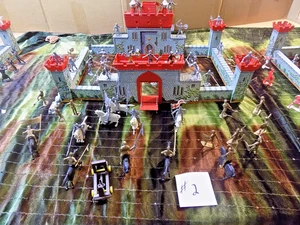 Marx 1960's Castle with Original 1950's Knights 1/32nd (Aug. Listing) - Picture 1 of 6