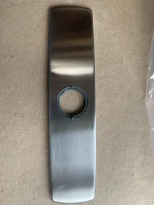 Placa base Kohler para grifo de cocina plegable de una sola manija Farland R26756-SD-VS - Imagen 1 de 7