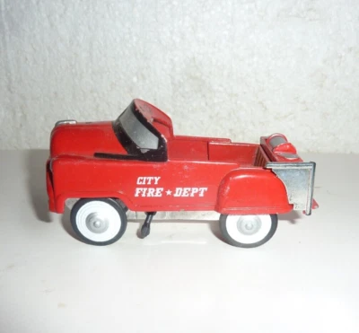 Golden Wheels Pedal Power  City Fire Dept. Pedal Car Replica  1:10 scale S-12 - Image 1 of 4