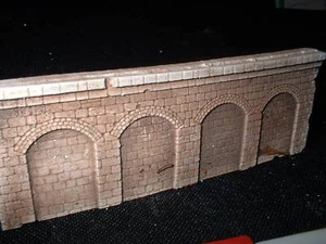 N scale/ N Gauge stone arched wall x 4- unpainted -white - Picture 1 of 5