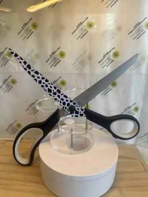 Singer 10” Cow Print Scissors Professional Tailor’s Shears Plastic Handle Stainl - Image 1 of 4